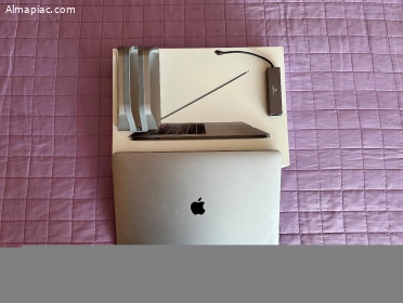 Eladó MacBook Pro 15” (2018) – i7 / 16GB / 512GB / Radeon 560X