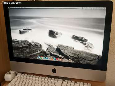 iMac 21.5" Core 2 Duo 3.06 - Late 2009